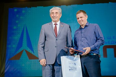 Сергей Грачев поздравил коллектив «ПО «Стрела» с Днем машиностроителя